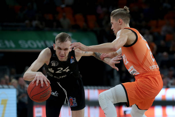 不屈精神 不屈精神